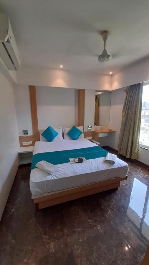 Gasthof Hotel Royal Oak Navi Mumbai-Stz 1002